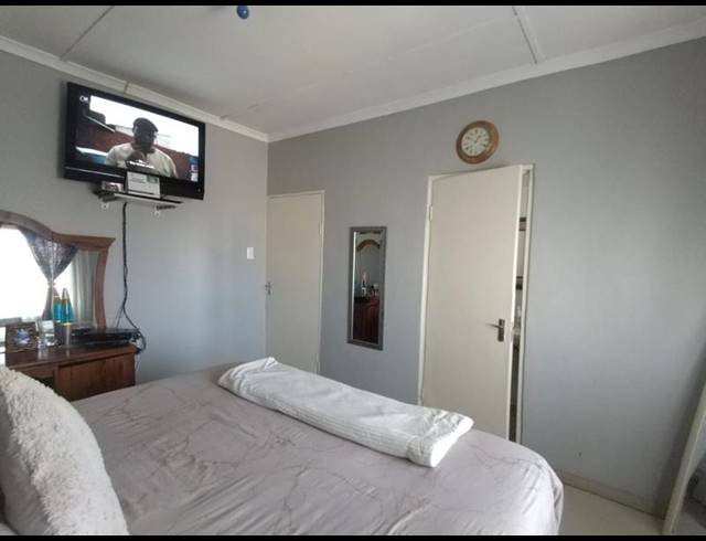 3 BEDROOM HOUSE FOR SALE IN WELBEDACHT